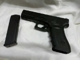 Glock 17 9x19 9MM Pistol SN#MNH929