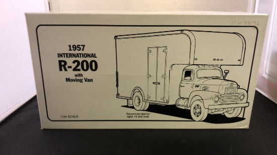 1957 International R-200 with Moving Van Die-Cast Replica.