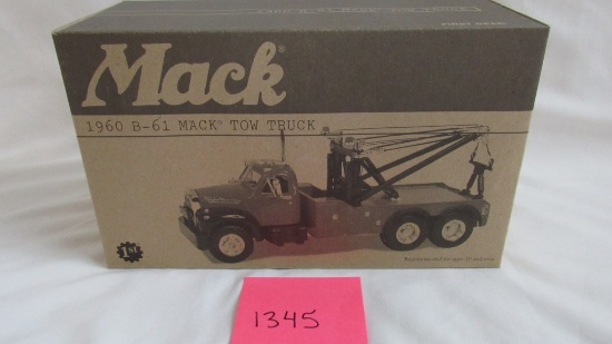 1960 B-61 Mack Tow Truck Die-Cast Replica.