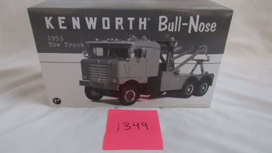 1953 Kenworth Bull-Nose Tow Truck Die-Cast Replica.