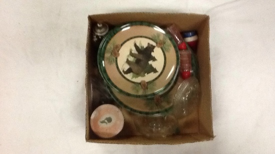 BOX OF BEAR DISHES, MISC COLLECTIBLES
