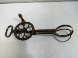 Dover Hand-crank Egg Beater