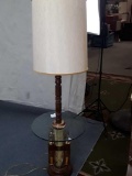 VINTAGE SIDE TABLE LAMP DAMAGED