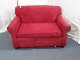 OVERSIZED FOLD OUT RED CHAIR