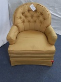 YELLOW ACCENT CHAIR