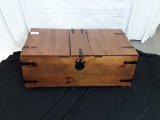 CRAFTSMAN STYLE COFFEE TABLE TRUNK