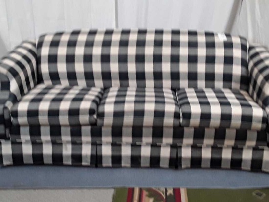 GREEN PLAID SLEEPER SOFA