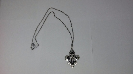 Fleur De Lis Pendant & Chain