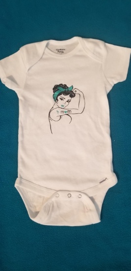 Baby Onesie "Mom" With Teal Ribbon Size 12 Month