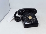 VINTAGE BLACK ROTARY PHONE