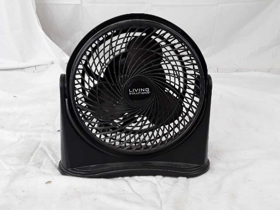 Living solutions desk fan.