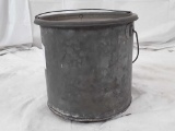 VINTAGE MINNOW BUCKET NO GRAPHICS HAS INSIDE PIECE