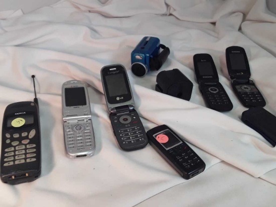 "PARTS" CELL PHONES NO TESTING DONE ON THESE