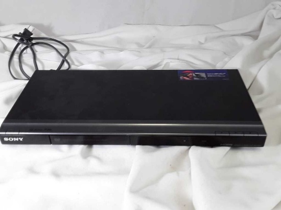 SONY DVD PLAYER - DVP-NS700H