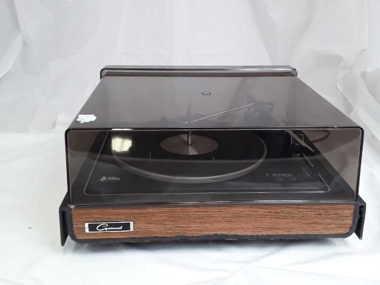 GARRAND TABLETOP RECORD PLAYER MODEL 440M