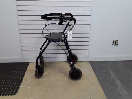 LEGACY DOLOMITE WALKER WITH BREAKS - LIGHTLY USED