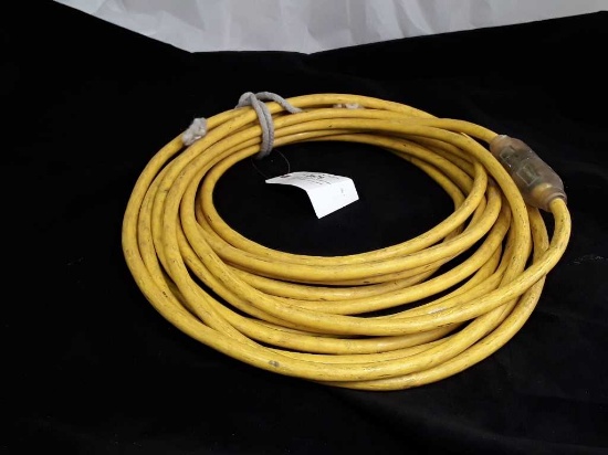 YELLOW INDUSTRIAL POWER CORD - ROUGHLY 50FT