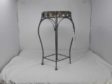 SMALL METAL PLANT STAND