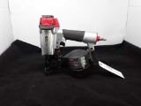 COMPRESSED AIR POWERED NAIL GUN WITH