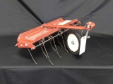 RED SNAPPER THATCHERIZER - USED