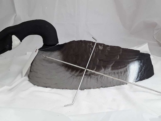 GOOSE DECOY WITH METAL STAND - NO MAKERS MARK