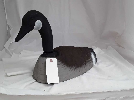 GOOSE DECOY WITH METAL STAND - NO MAKERS MARK