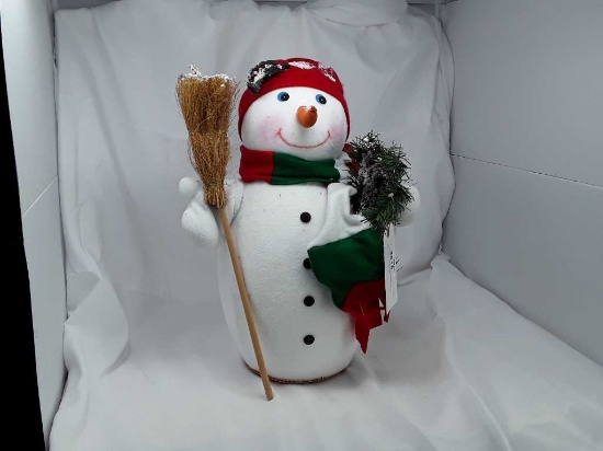 STUFFED STANDING SNOWMAN DECOR