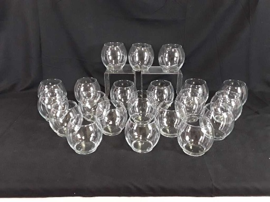 21 CLEAR GLASS ROSE BOWLS - DIMENSIONS: 4.5"