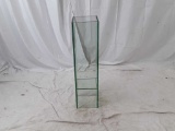 STANDING GLASS VASE FROM ACCENT DECOR