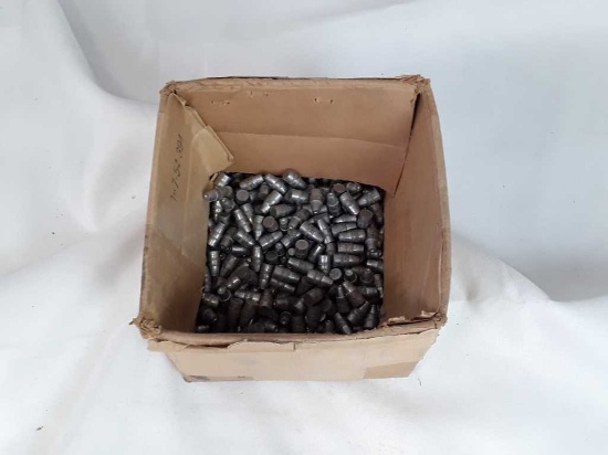 1 BOX OF UNKNOWN CALIBER BULLET