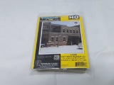 NEW IN PACKAGE DPM HO BUILDING KIT #10300