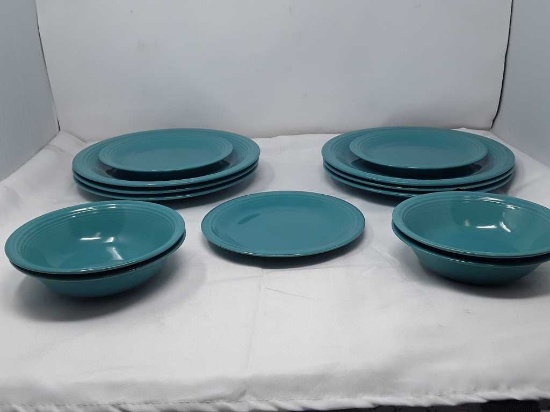 CONCENTRICS BOWLS & PLATES BY SAKURA