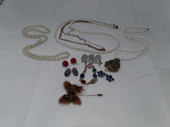 Misc Lot of Costume Jewelry 10 Pieces