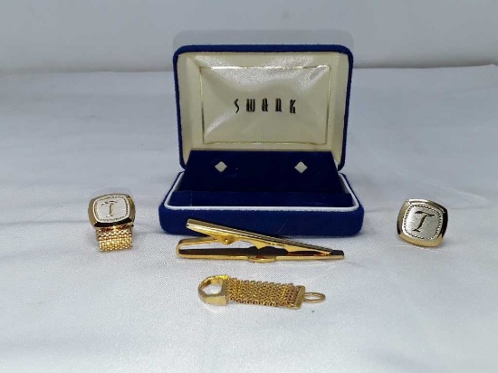 Swank Set: Goldtone Cuff Links & Tie Clip