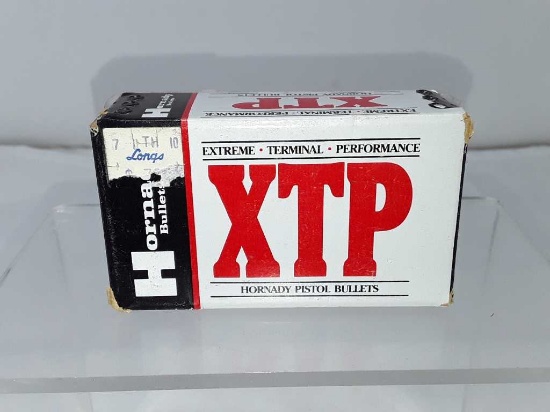1 BOX HORNADY XTP 32 CAL. BULLETS
