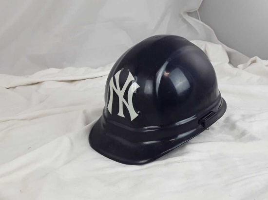 new york yankees construction hard hat