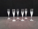 6 CHAMPAGNE FLUTES