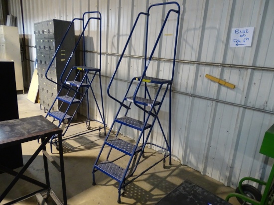 STEEL WAREHOUSE LADDER W/2 WHEELS