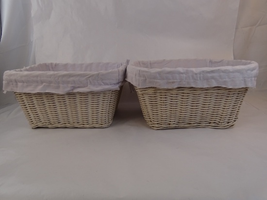 Set of 2 Linen Lined Wicker Baskets