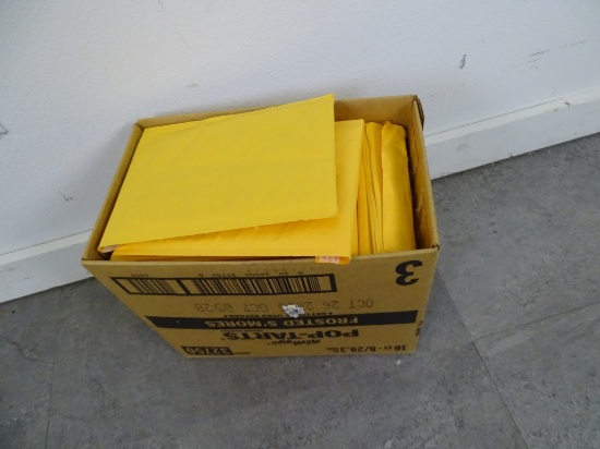 BOX OF PADDED ENVELOPES  9 X7