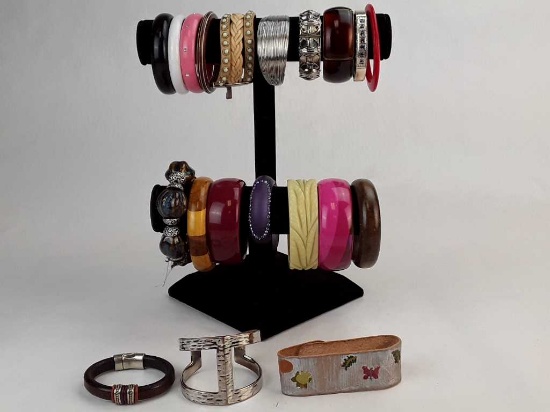 CHUNKY FASHION BRACELETS