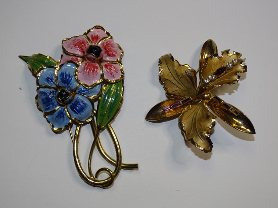 Vintage Pins: Flowers