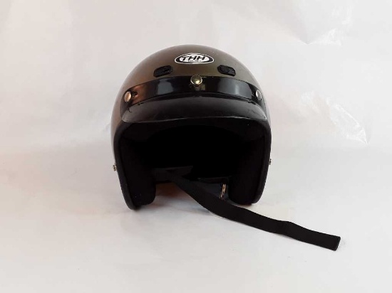 MOTORCYCLE HELMET