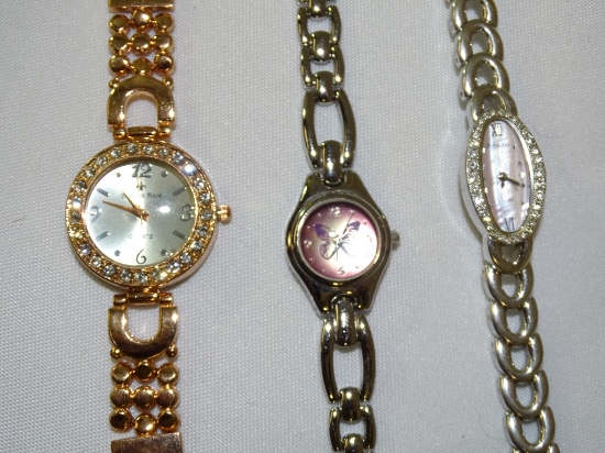 Silver tone / Rose tone Watches: Stainless Backs Qt3