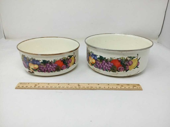 VINTAGE CORNUCOPIA ENAMEL METAL BOWLS