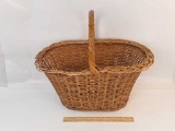 WICKER MADE MARKET BASKET