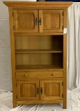 LARGE WOODEN DISPLAY HUTCH/PIE SAFE