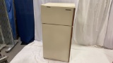 White Westinghouse Frost Free Refrigerator and