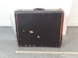 VINTAGE SCANDALLI ACCORDIAN IN CARRYING CASE