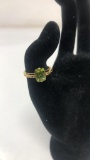 10K YELLOW GOLD & GREEN STONE RING